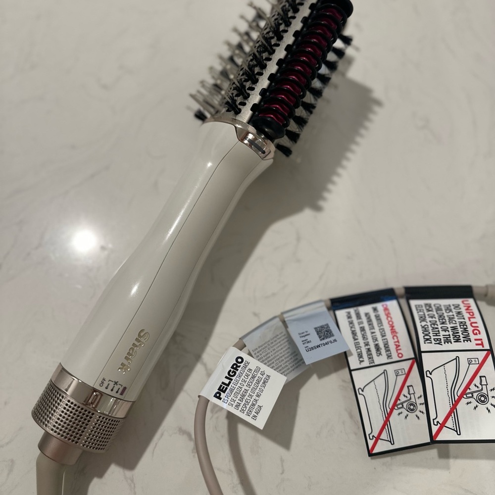 SALONI White and Black Hair Styling Tool